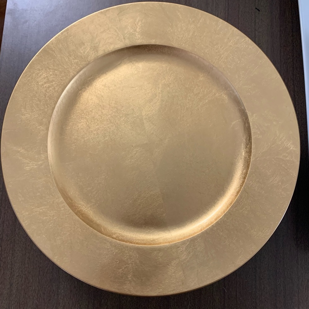 Royal Limited Gold Leaf Lacquered Charger Plates